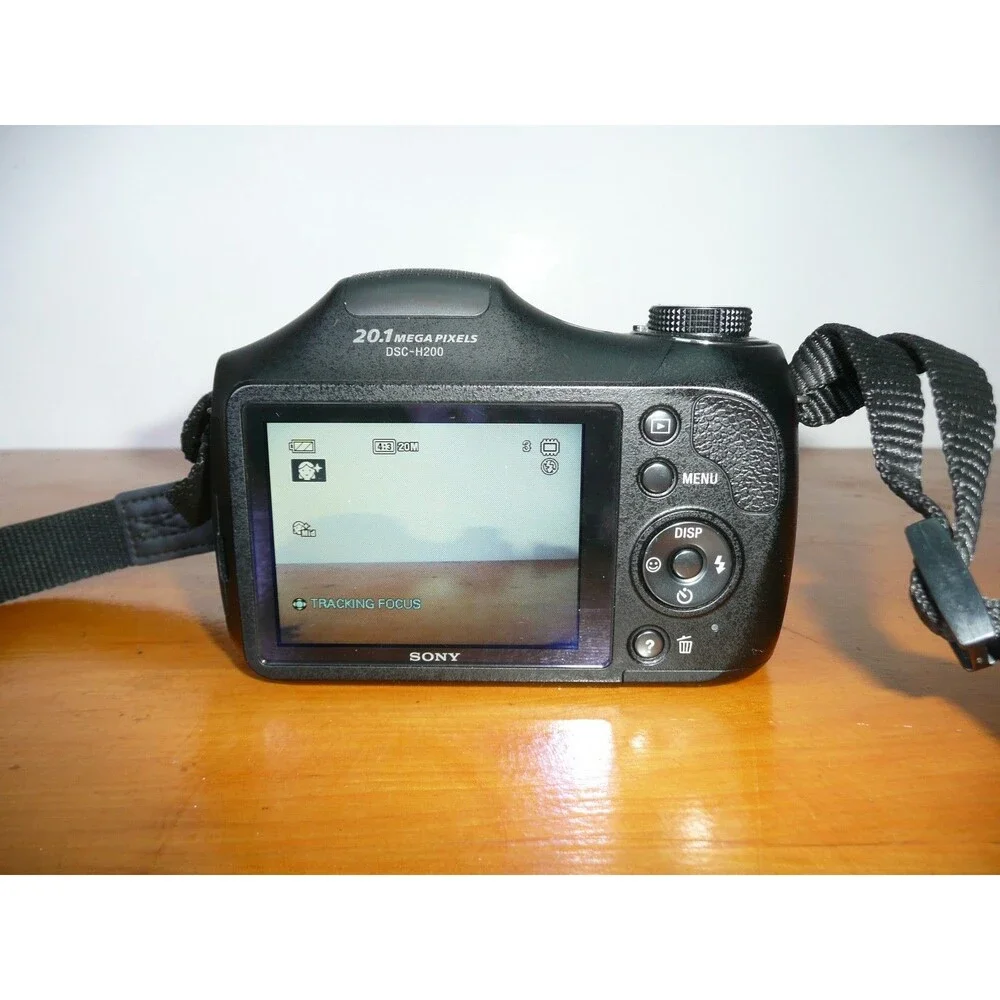 Sony Cybershot DSC-H200 Digital Camera 20.1 Mega Pixels & Case WORKS EUC